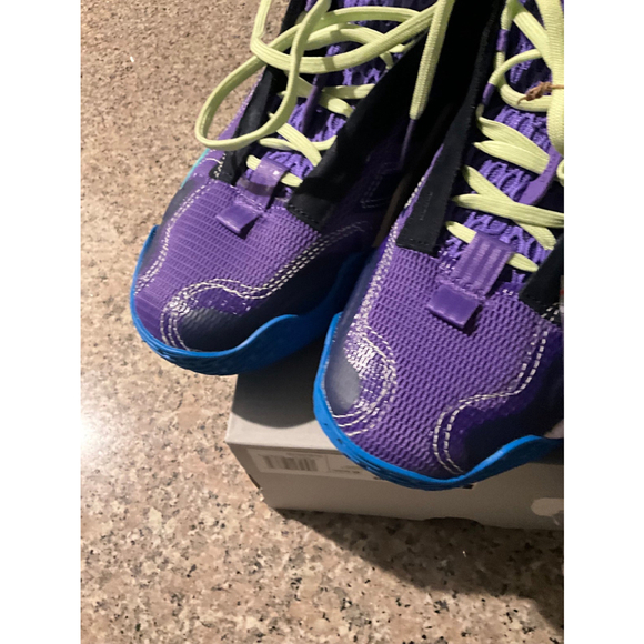 Women’s Exhibit B Active Adidas Basketball Sneakers Size 8.5 - Picture 3 of 12